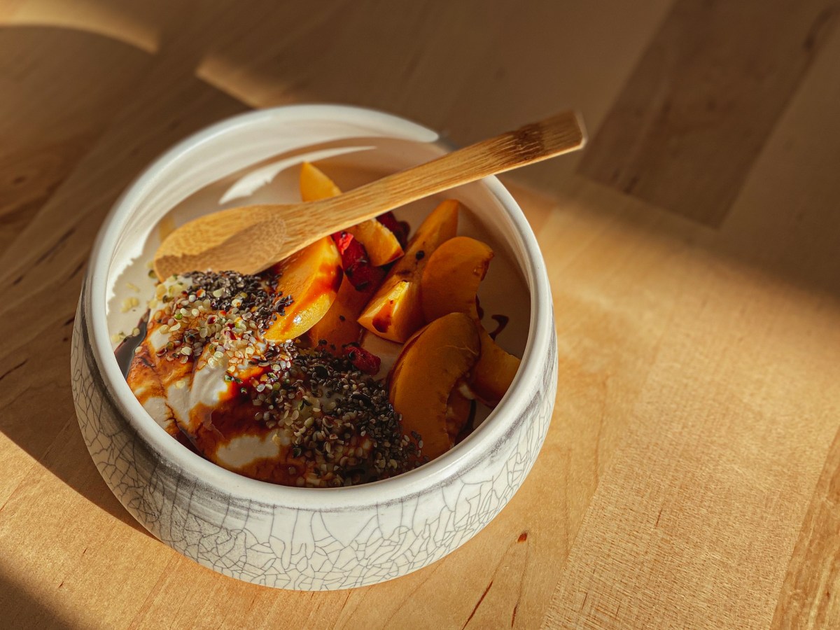 2-ingredient coconut yogurt