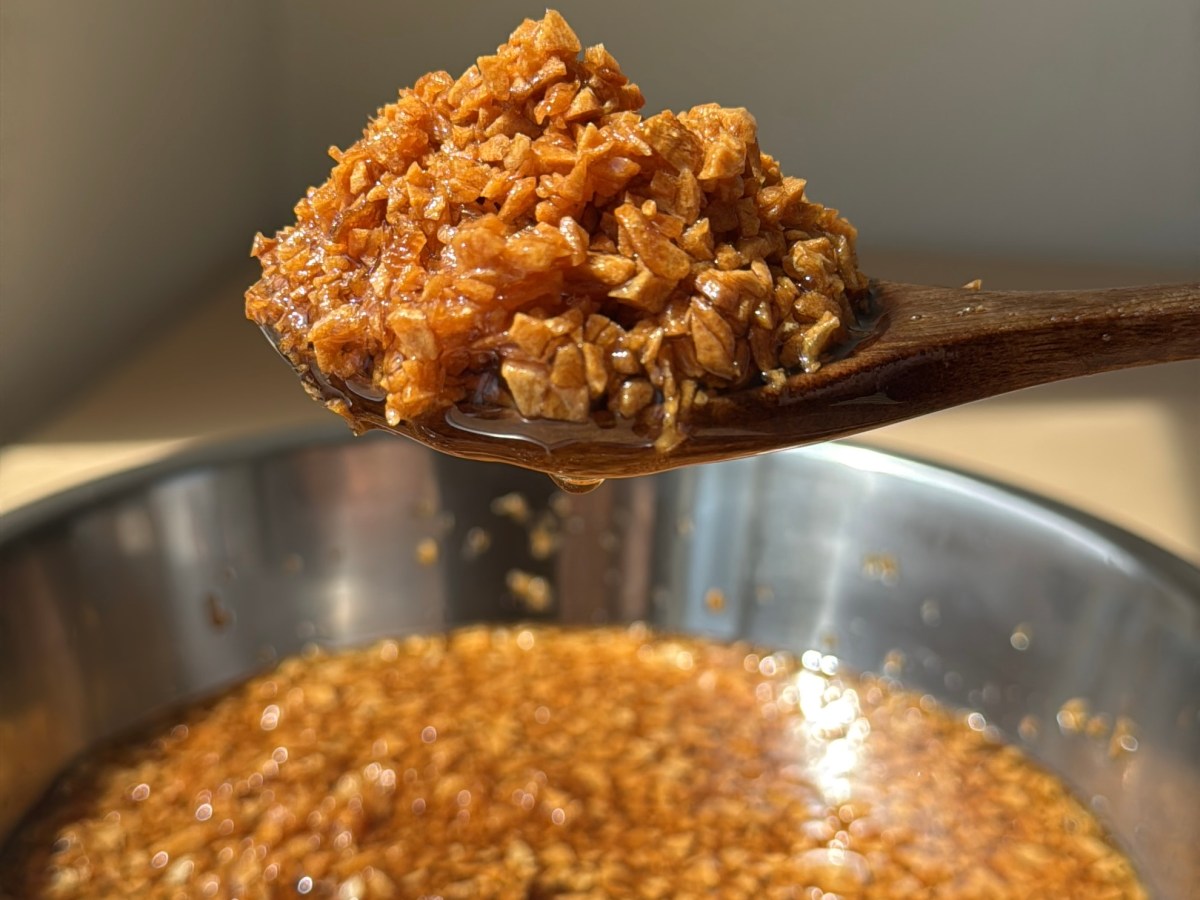 Garlic oil